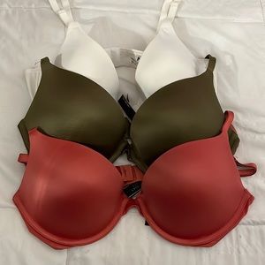 SOLD 32C Bra Bundle